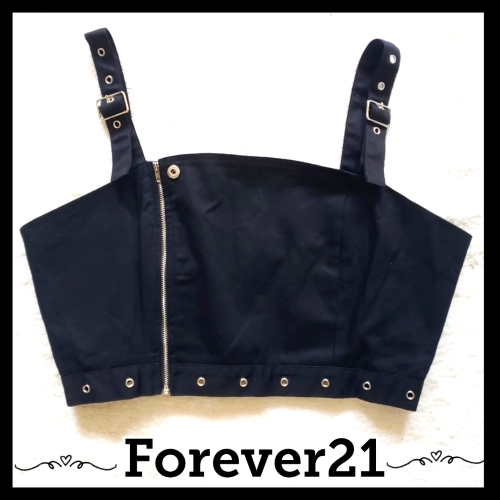 $  3/$15 Forever21:Size:L/Assymetrical Buckle Strap Crop